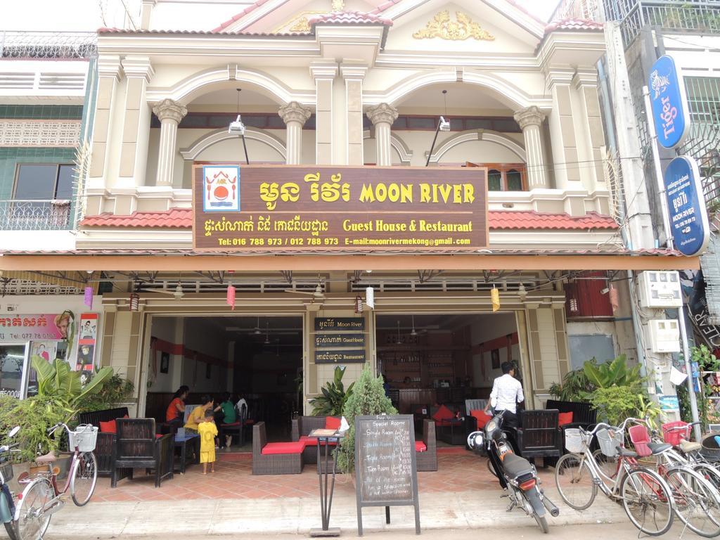 Moon River Guesthouse & Restaurant Kampong Cham Exterior photo